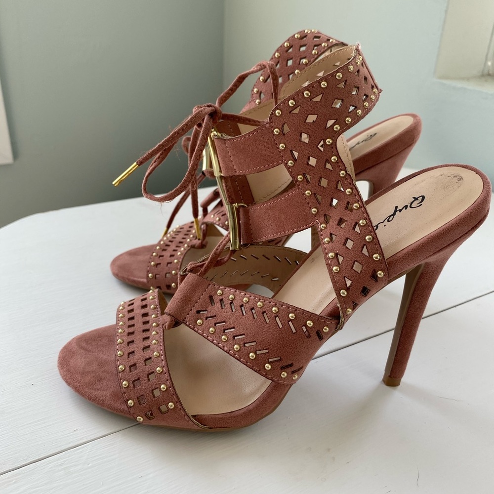 Bohemian stilettos